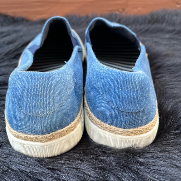 Vionic “Rae” Slip on Sneakers - Picture 15 of 16
